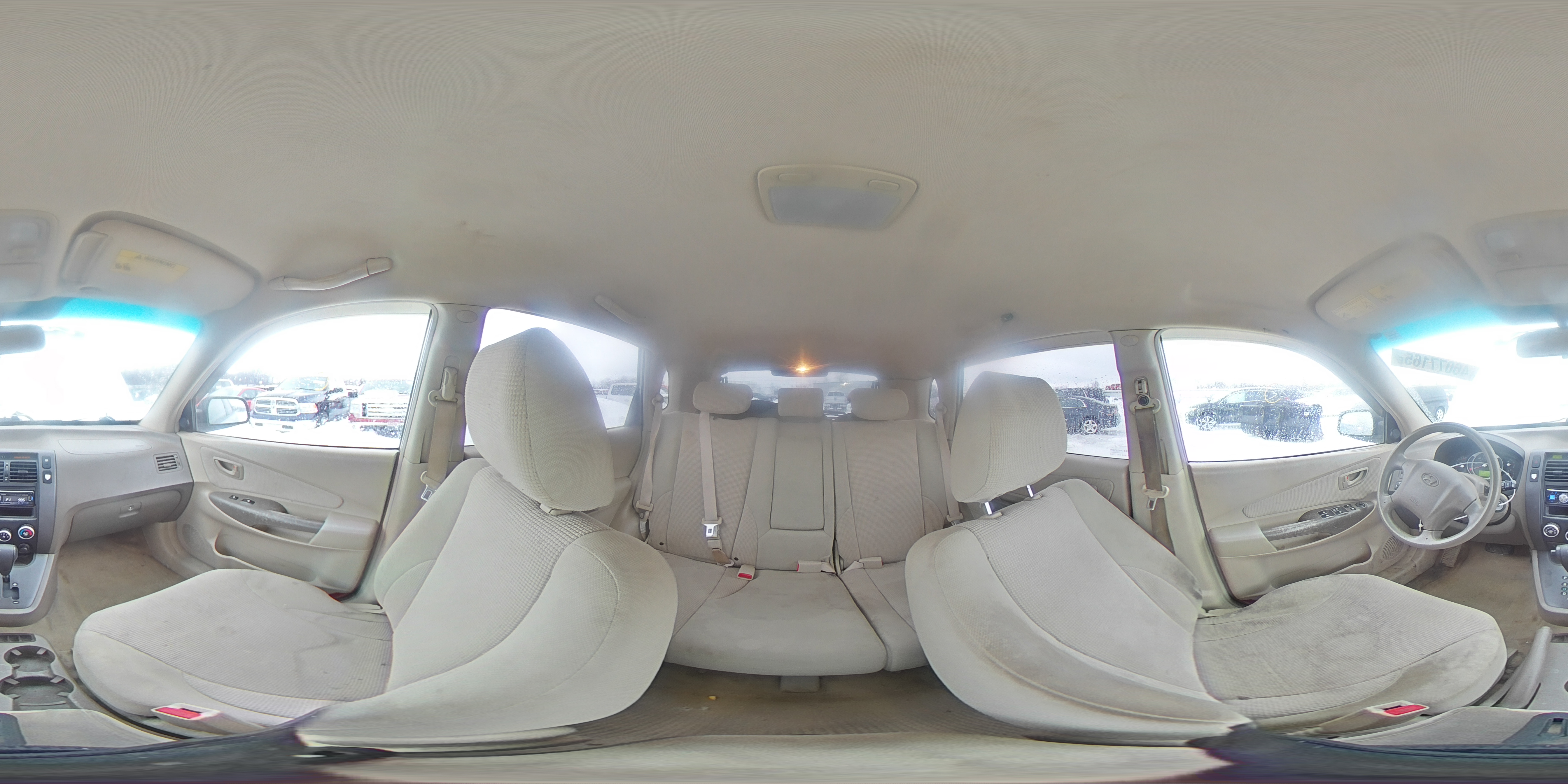 2007 Hyundai Tucson - Image 13