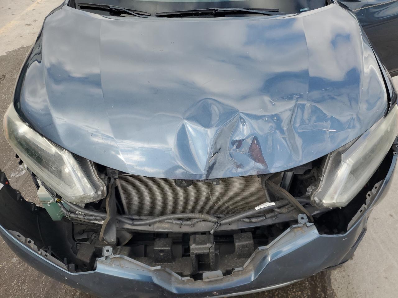 2014 Nissan Rogue - Image 12