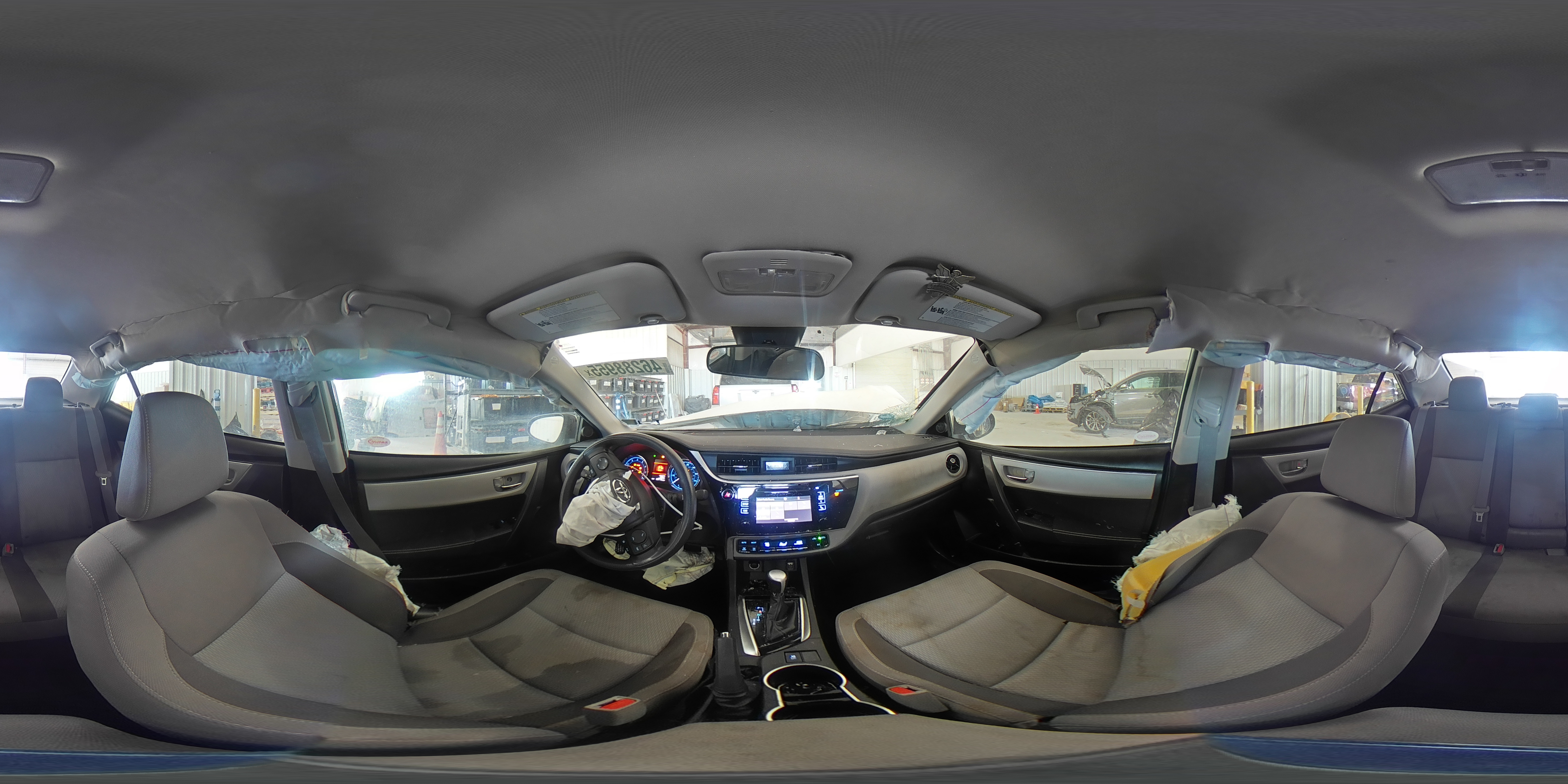 2018 Toyota Corolla - Image 12