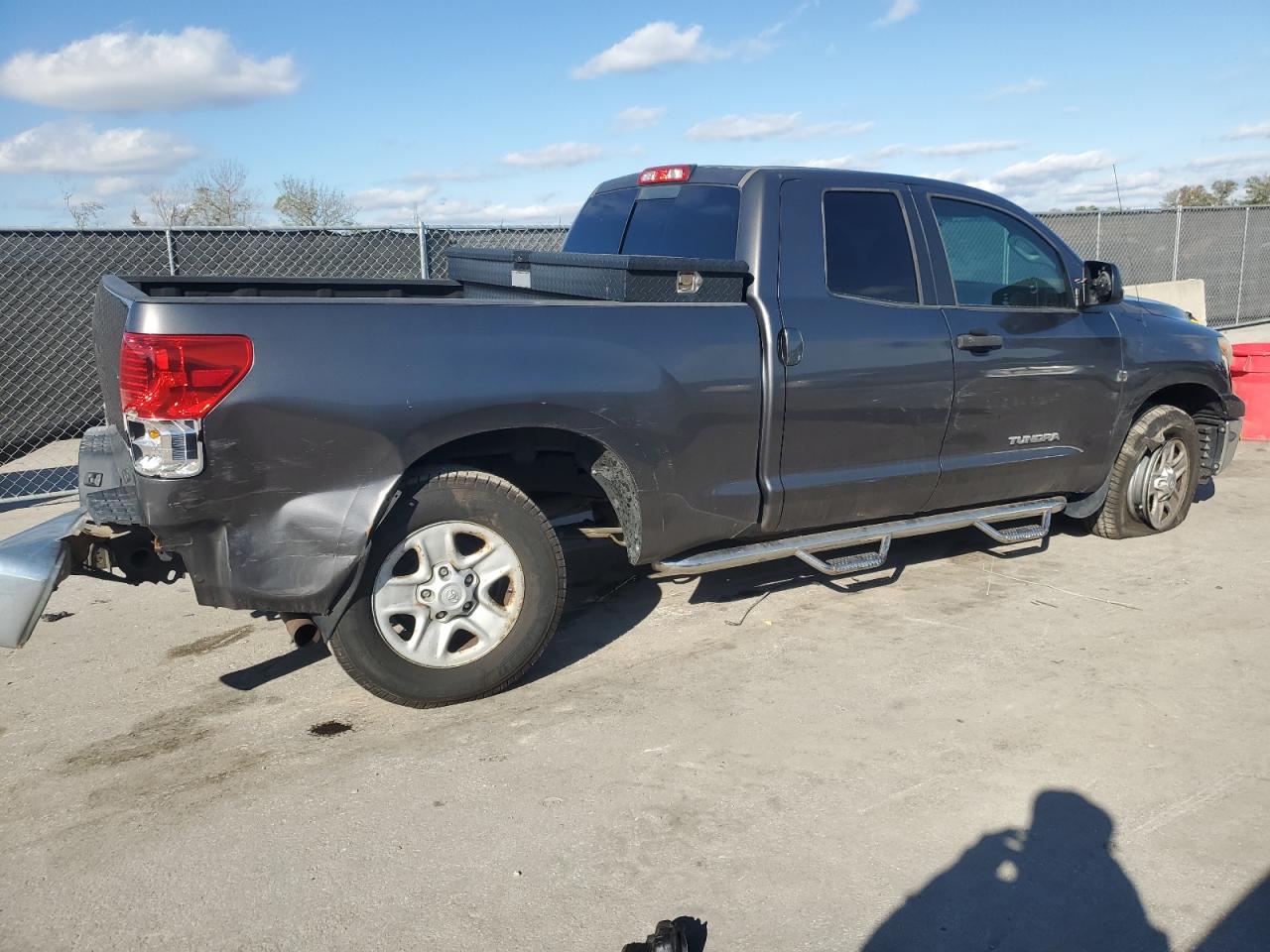 2013 Toyota Tundra - Image 3