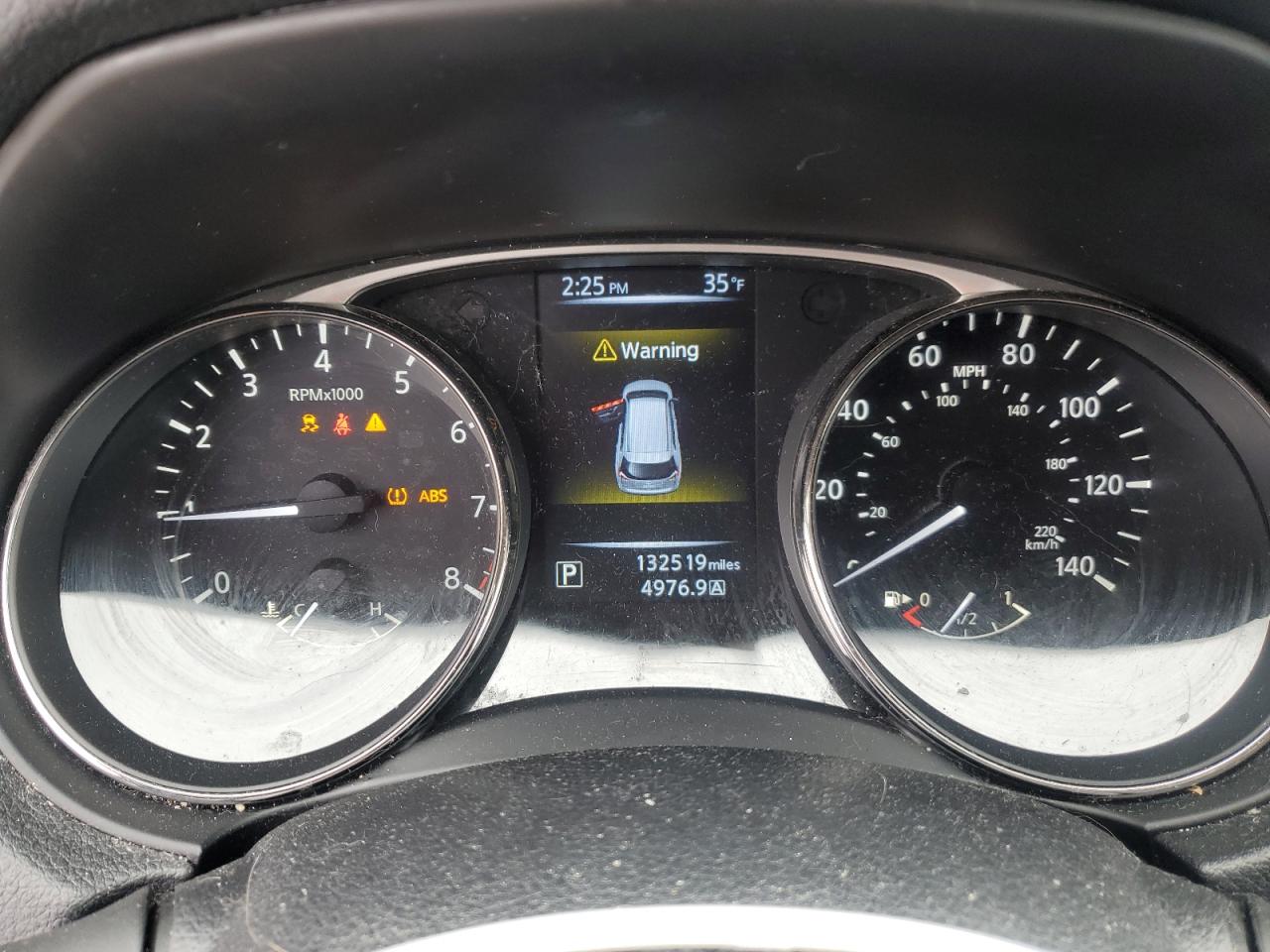 2016 Nissan Rogue - Image 9