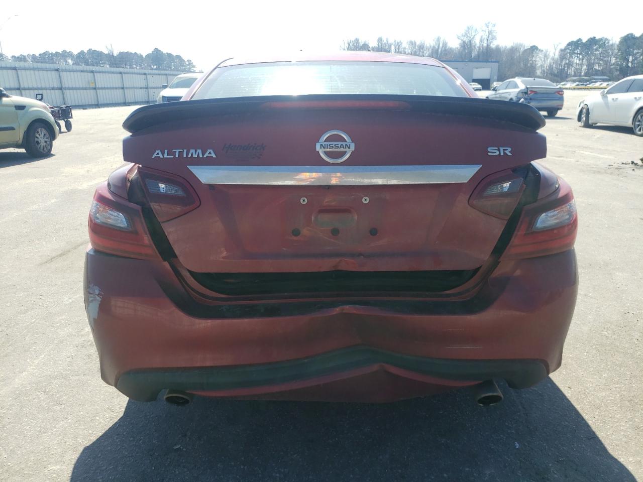 2017 Nissan Altima - Image 6