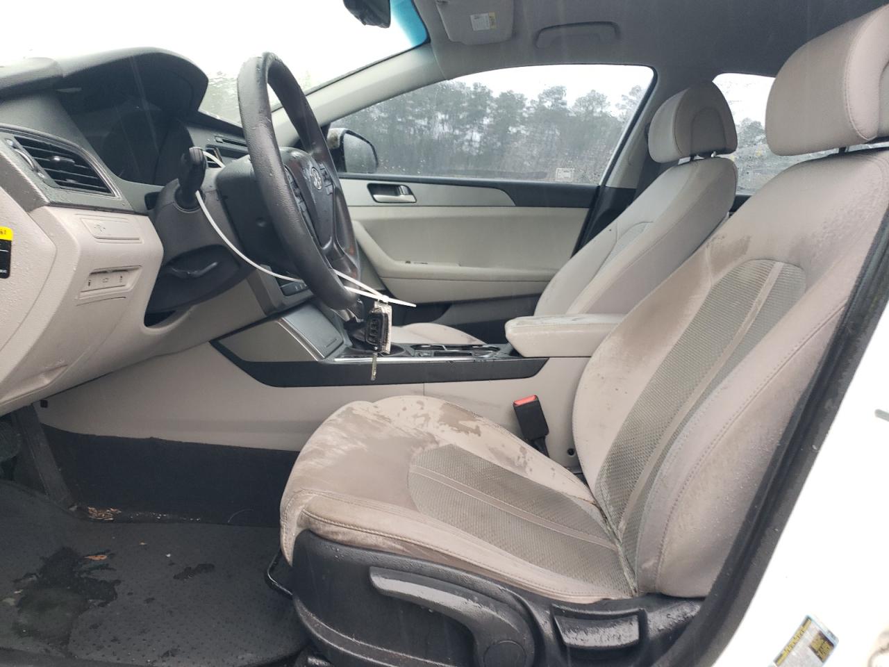 2017 Hyundai Sonata - Image 7