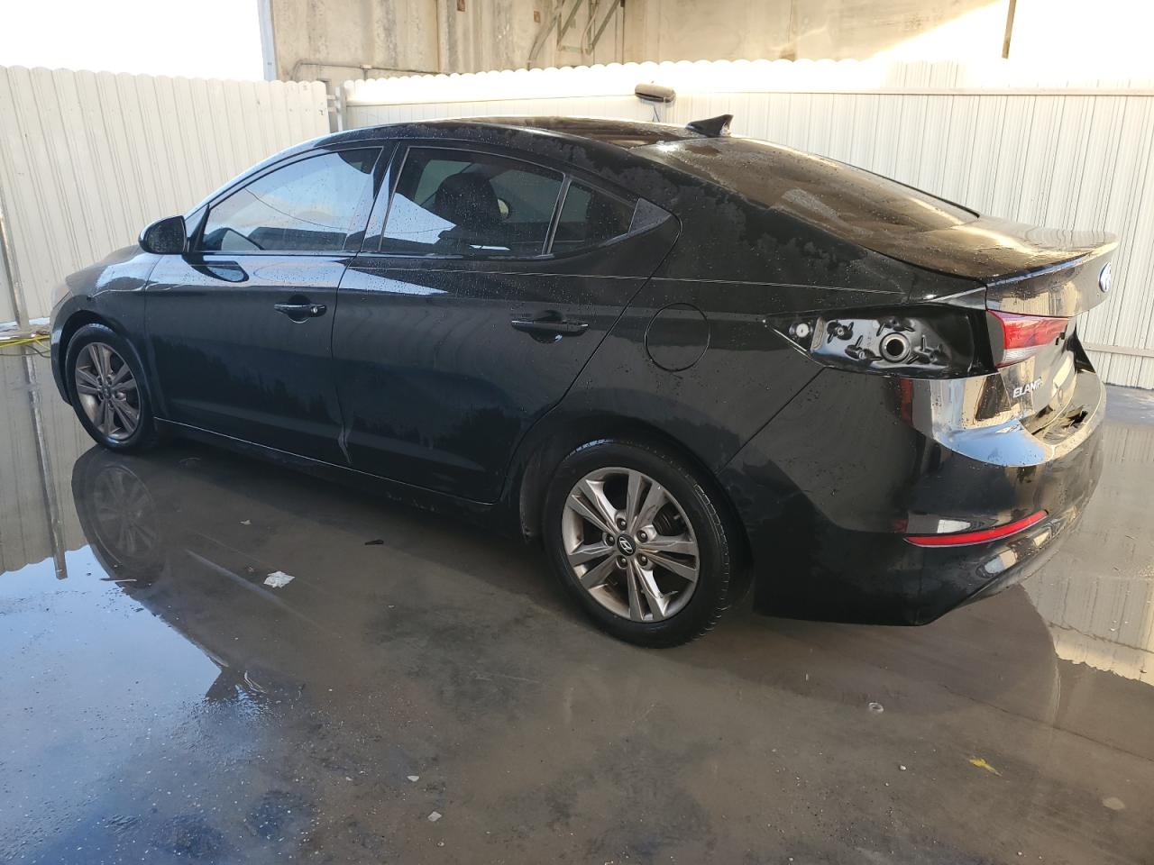 2017 Hyundai Elantra - Image 2
