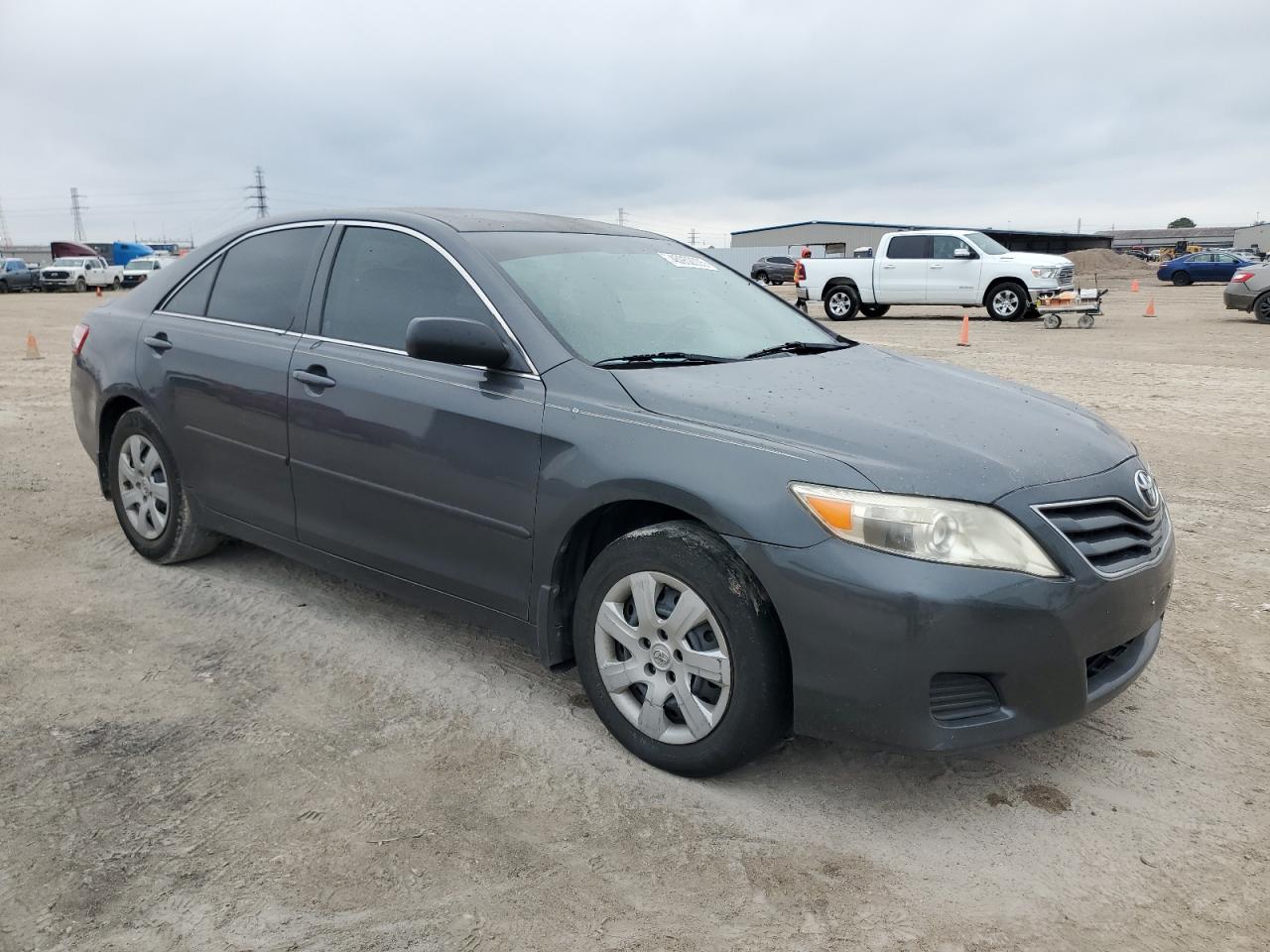 2011 Toyota Camry - Image 4