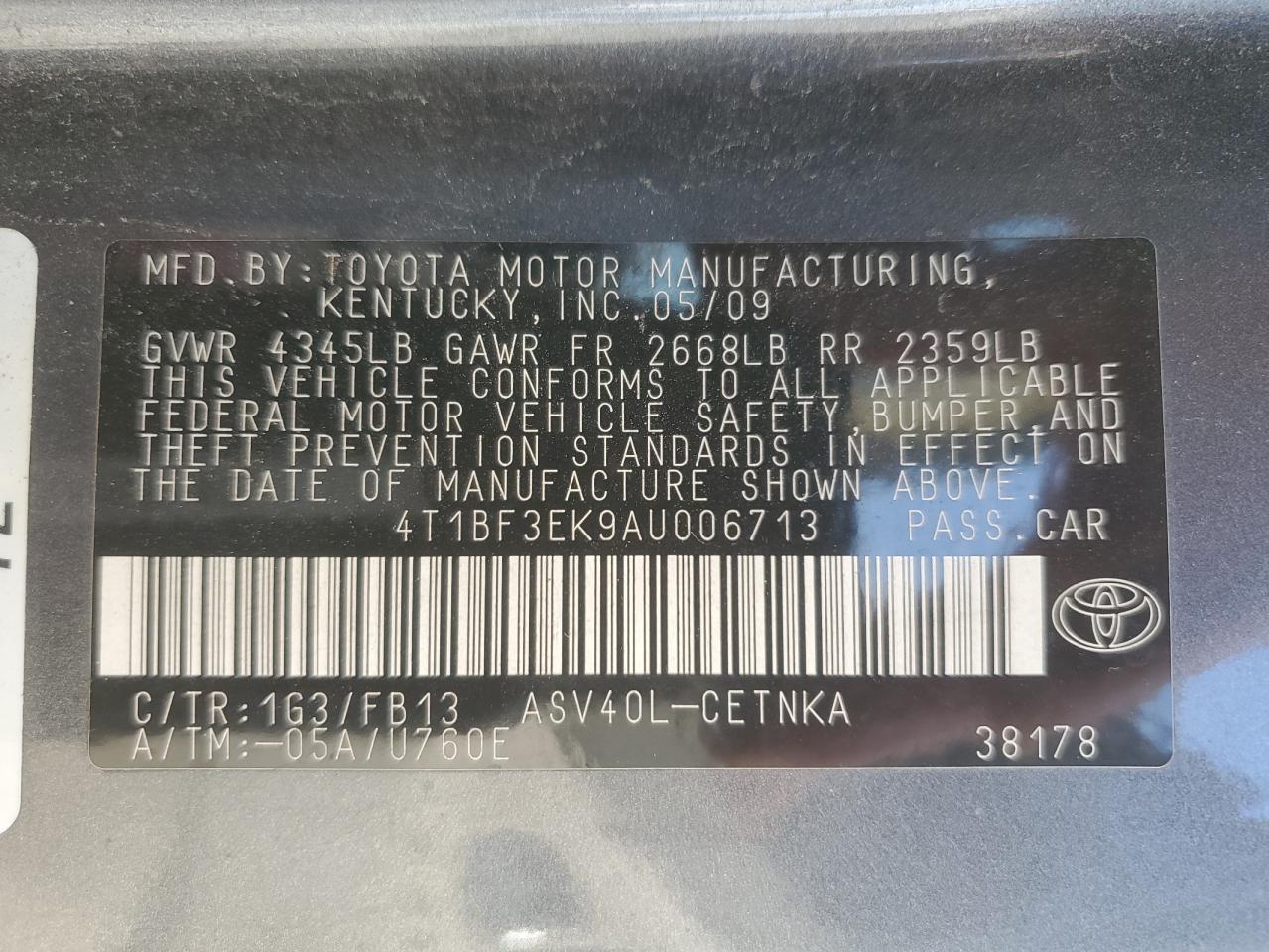 2010 Toyota Camry - Image 13