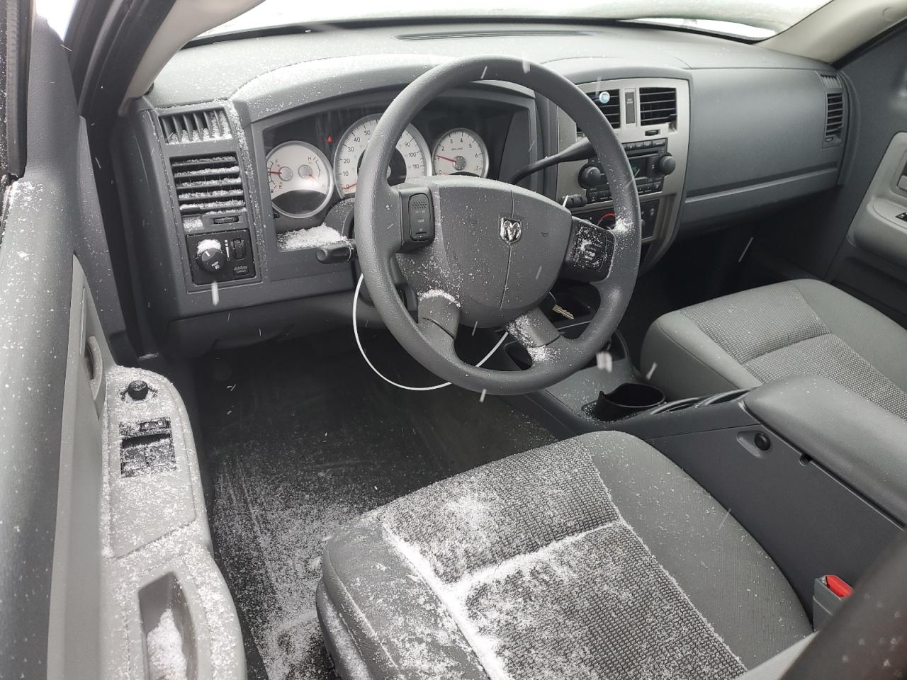 2007 Dodge Dakota - Image 8