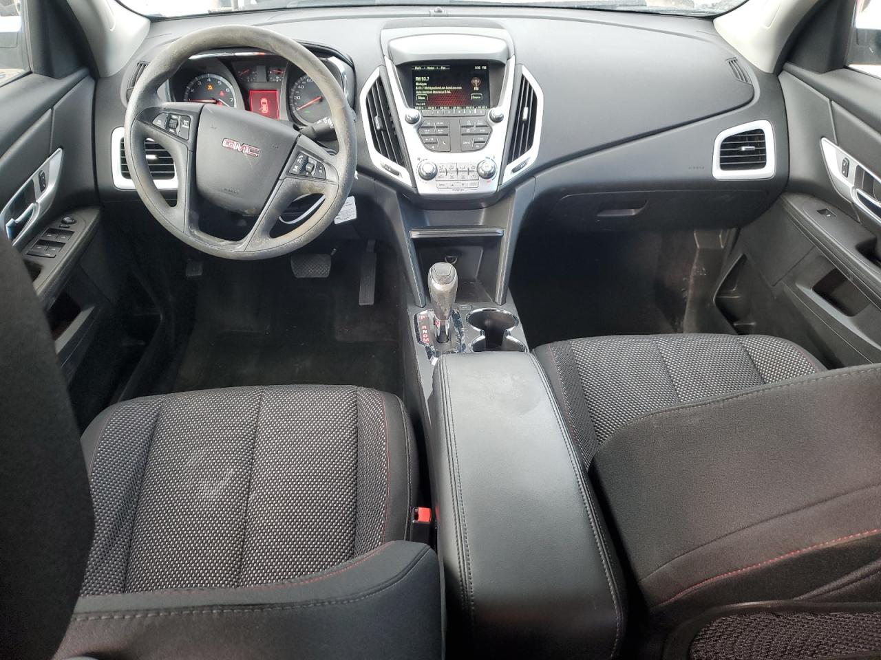 2017 GMC Terrain - Image 8