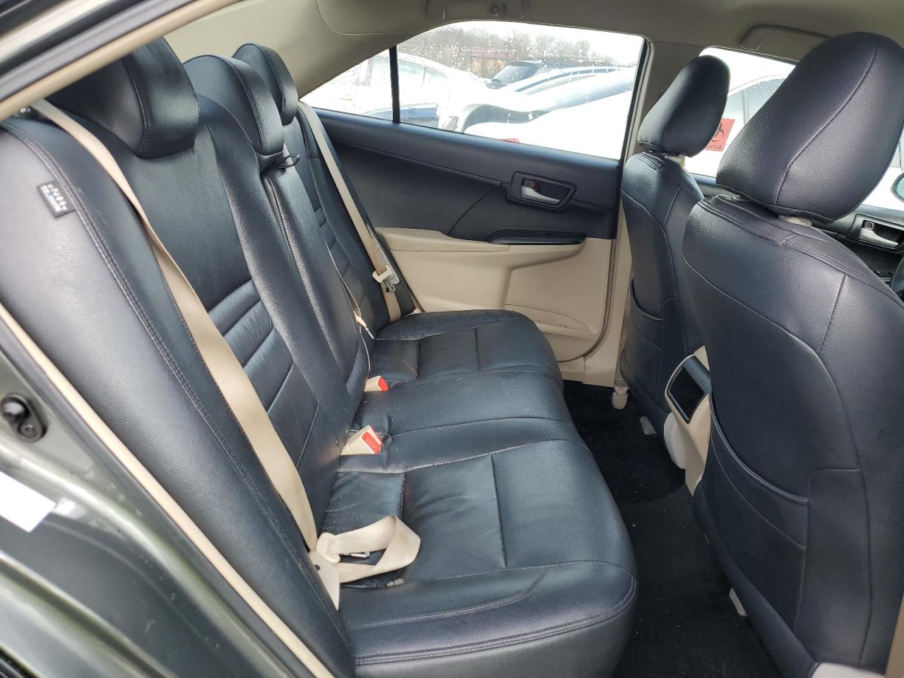 2014 Toyota Camry - Image 10