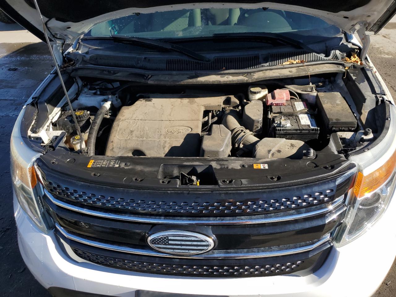 2015 Ford Explorer - Image 12
