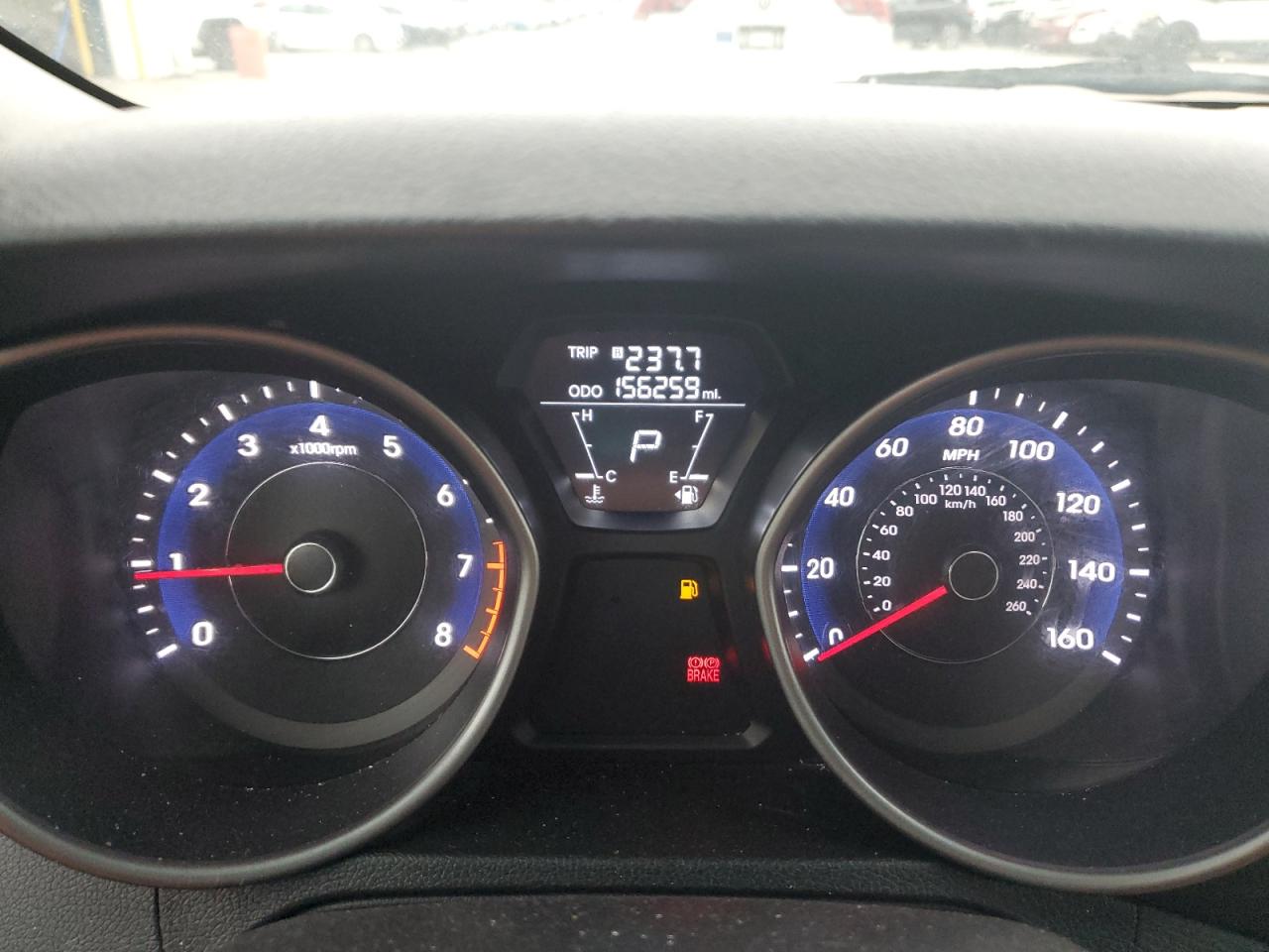 2013 Hyundai Elantra - Image 9
