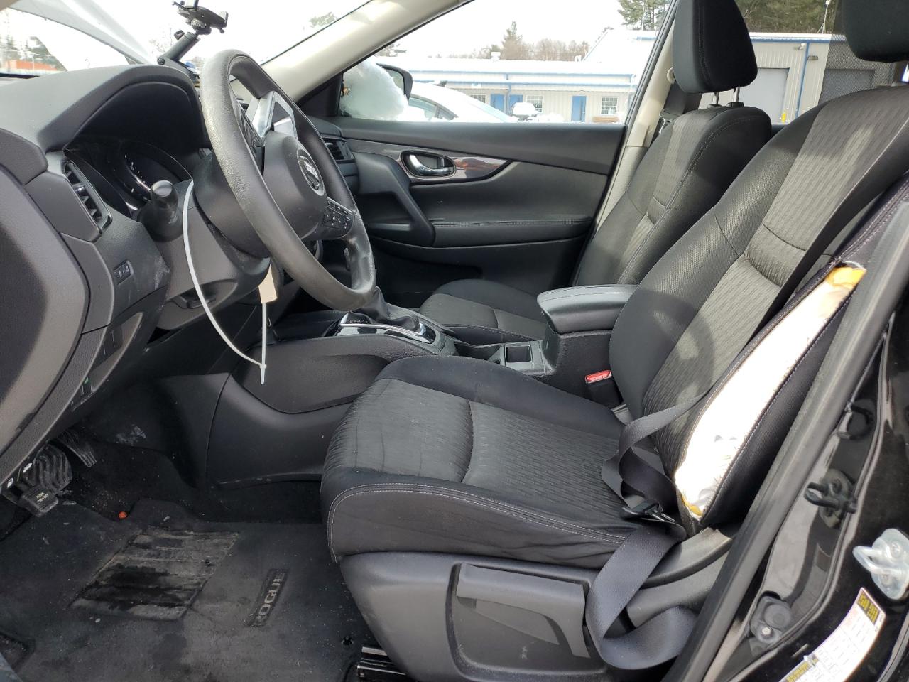 2017 Nissan Rogue - Image 7