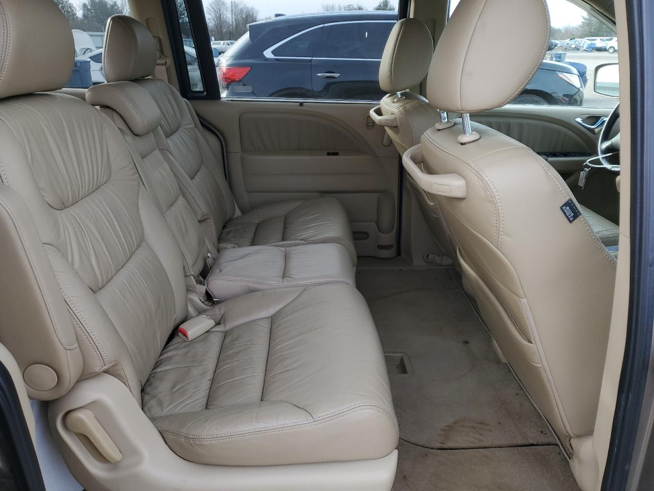 2008 Honda Odyssey - Image 11
