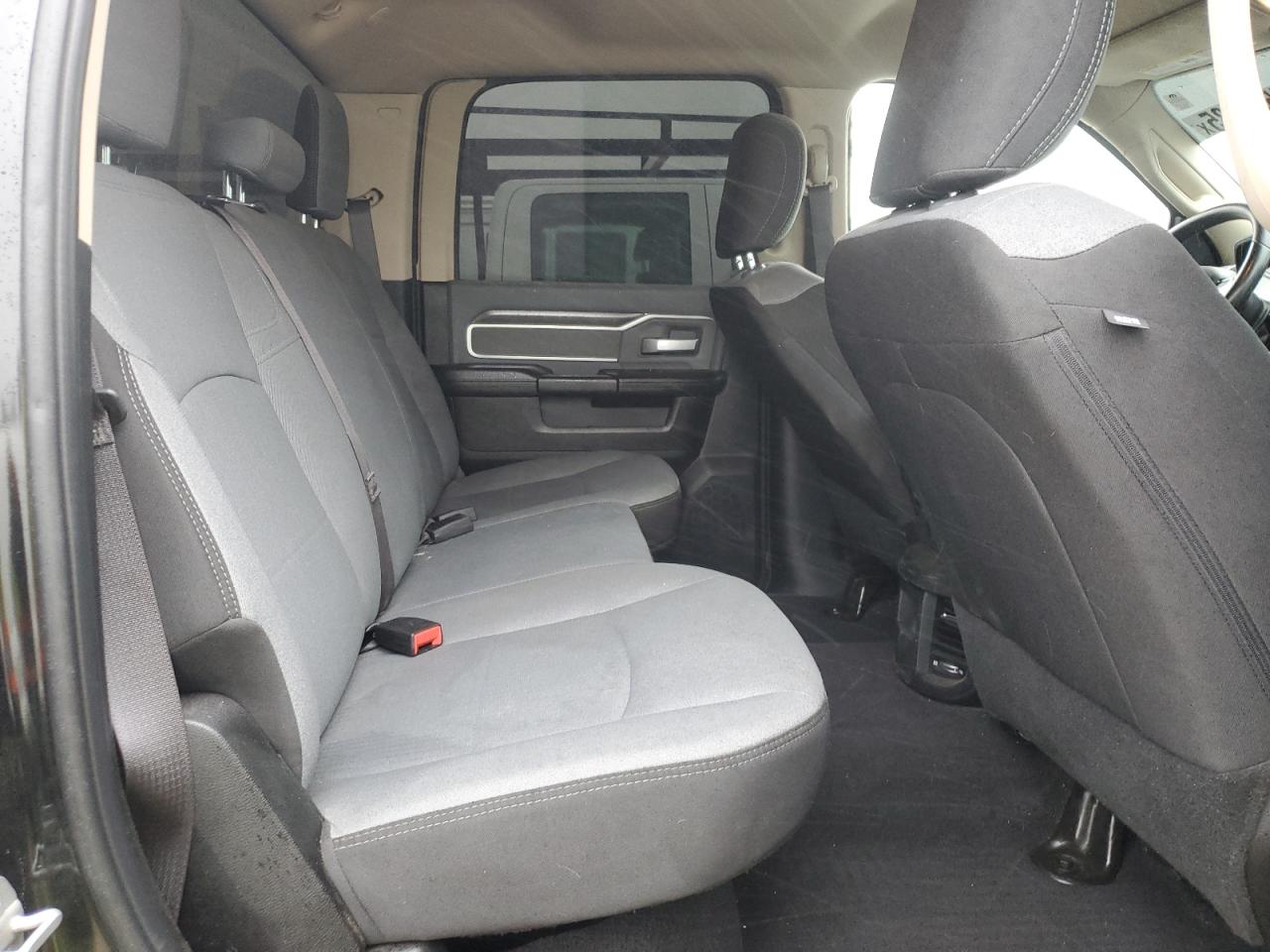 2019 RAM 2500 - Image 10