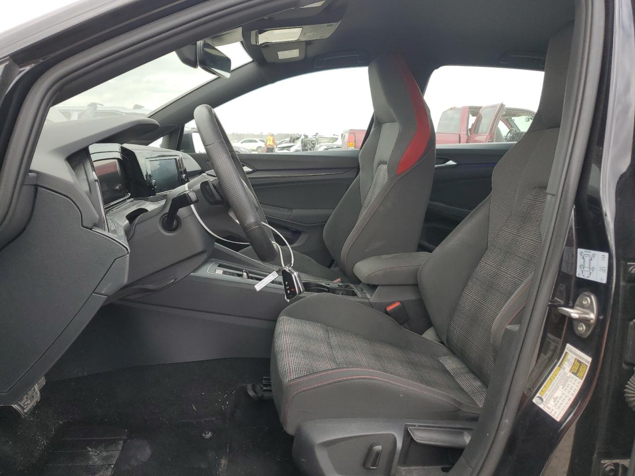 2022 Volkswagen GTI - Image 7
