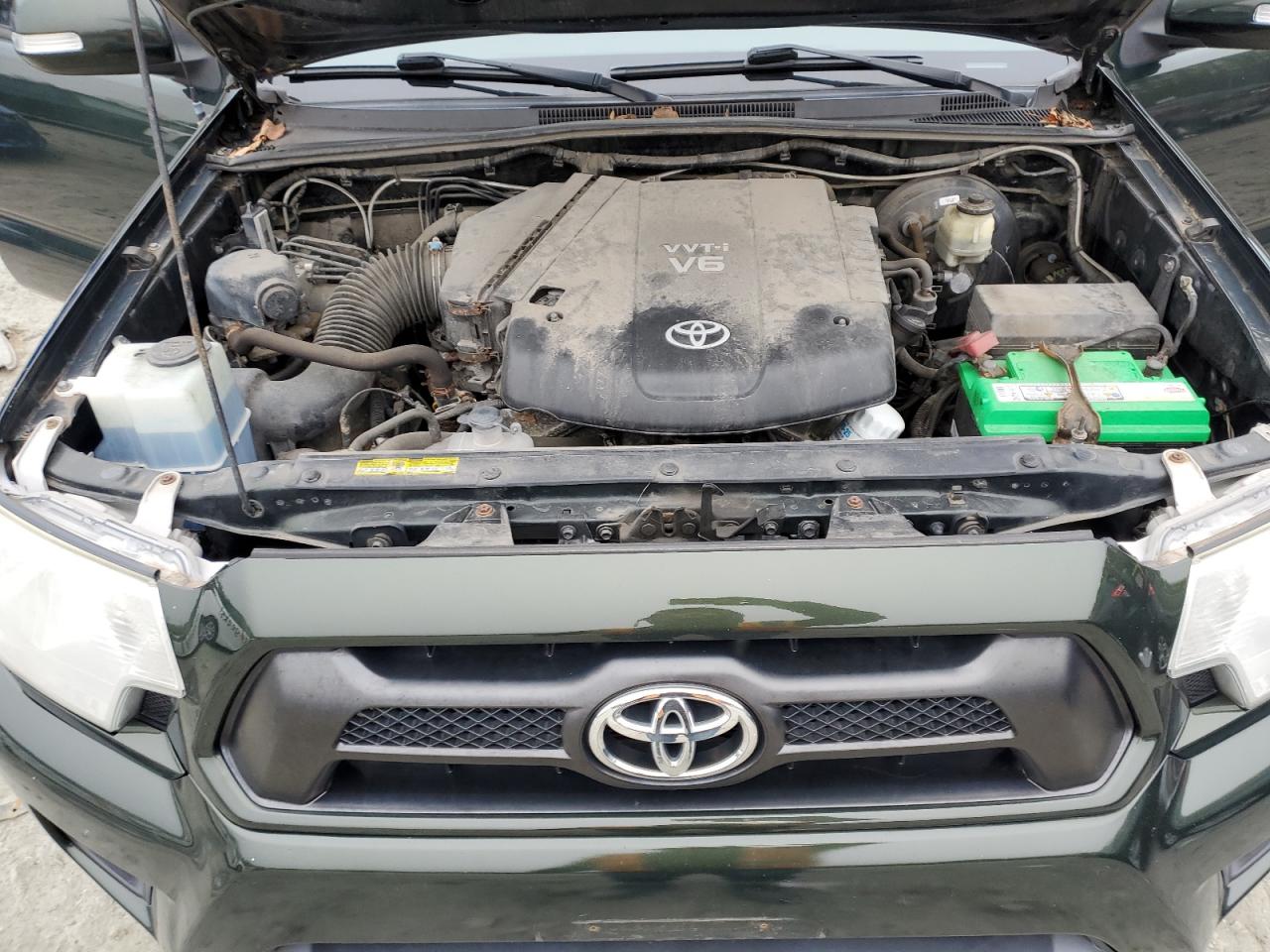 2014 Toyota Tacoma - Image 13
