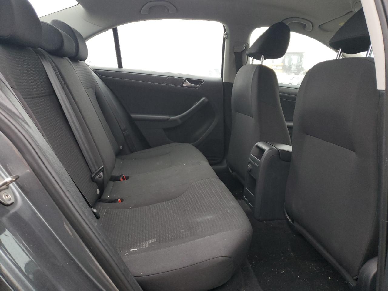 2016 Volkswagen Jetta - Image 10