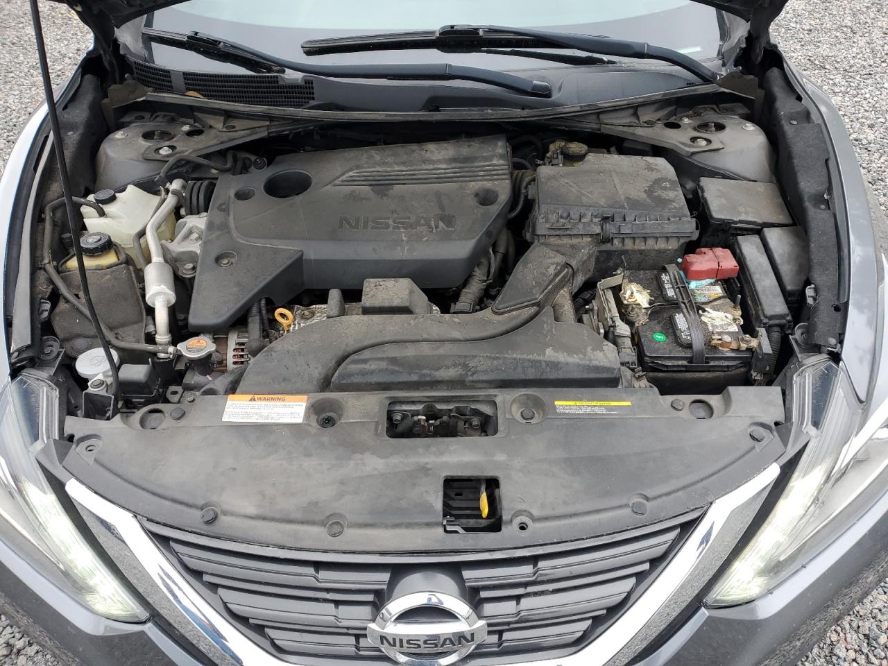 2017 Nissan Altima - Image 11