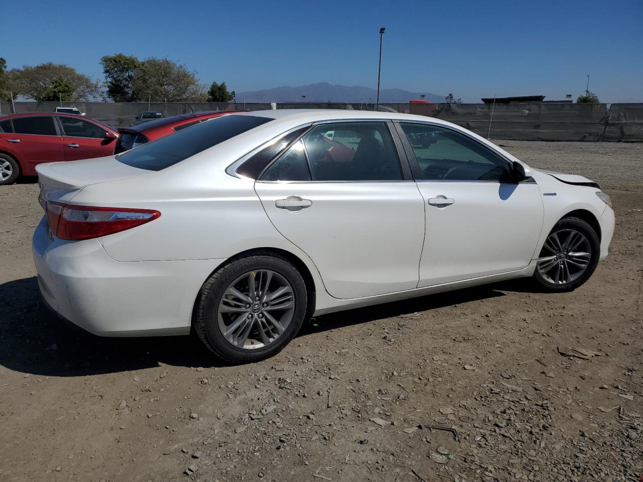 2015 Toyota Camry - Image 3