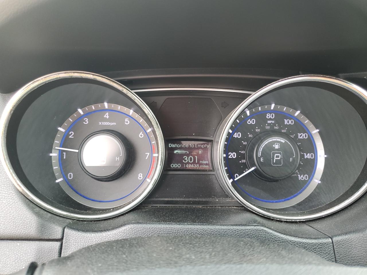 2011 Hyundai Sonata - Image 9