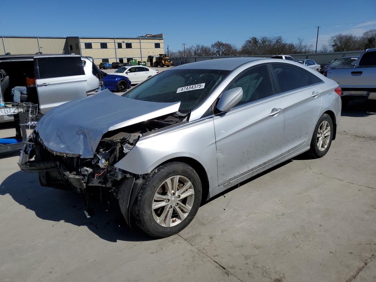 2013 Hyundai Sonata - Image 1