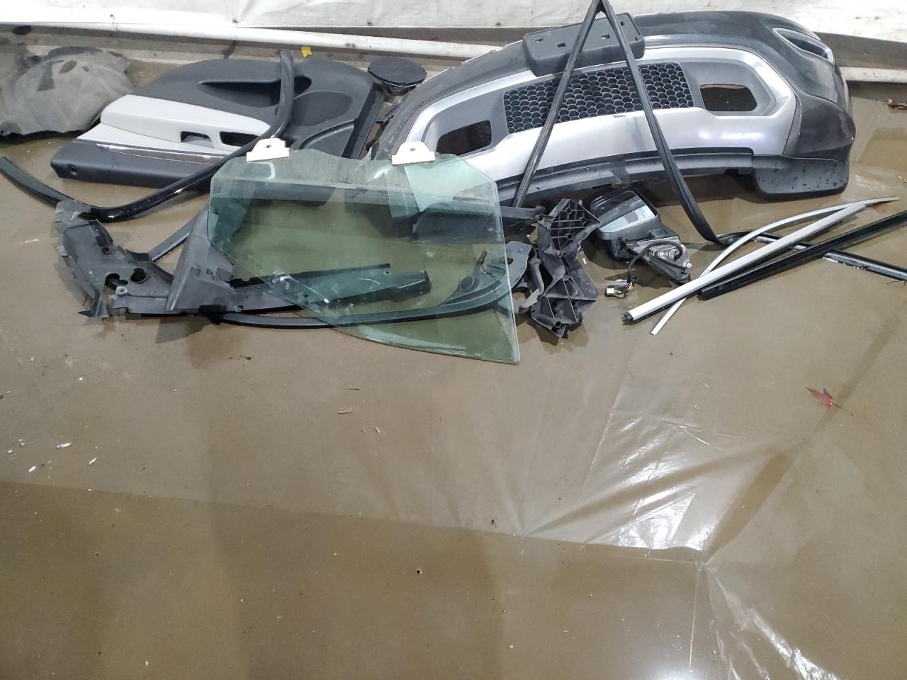 2018 Jeep Grand Cherokee - Image 13