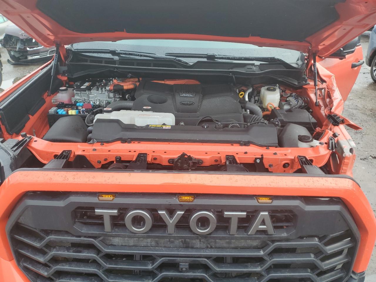 2023 Toyota Tundra - Image 11