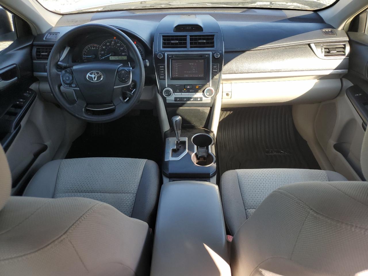 2014 Toyota Camry - Image 8