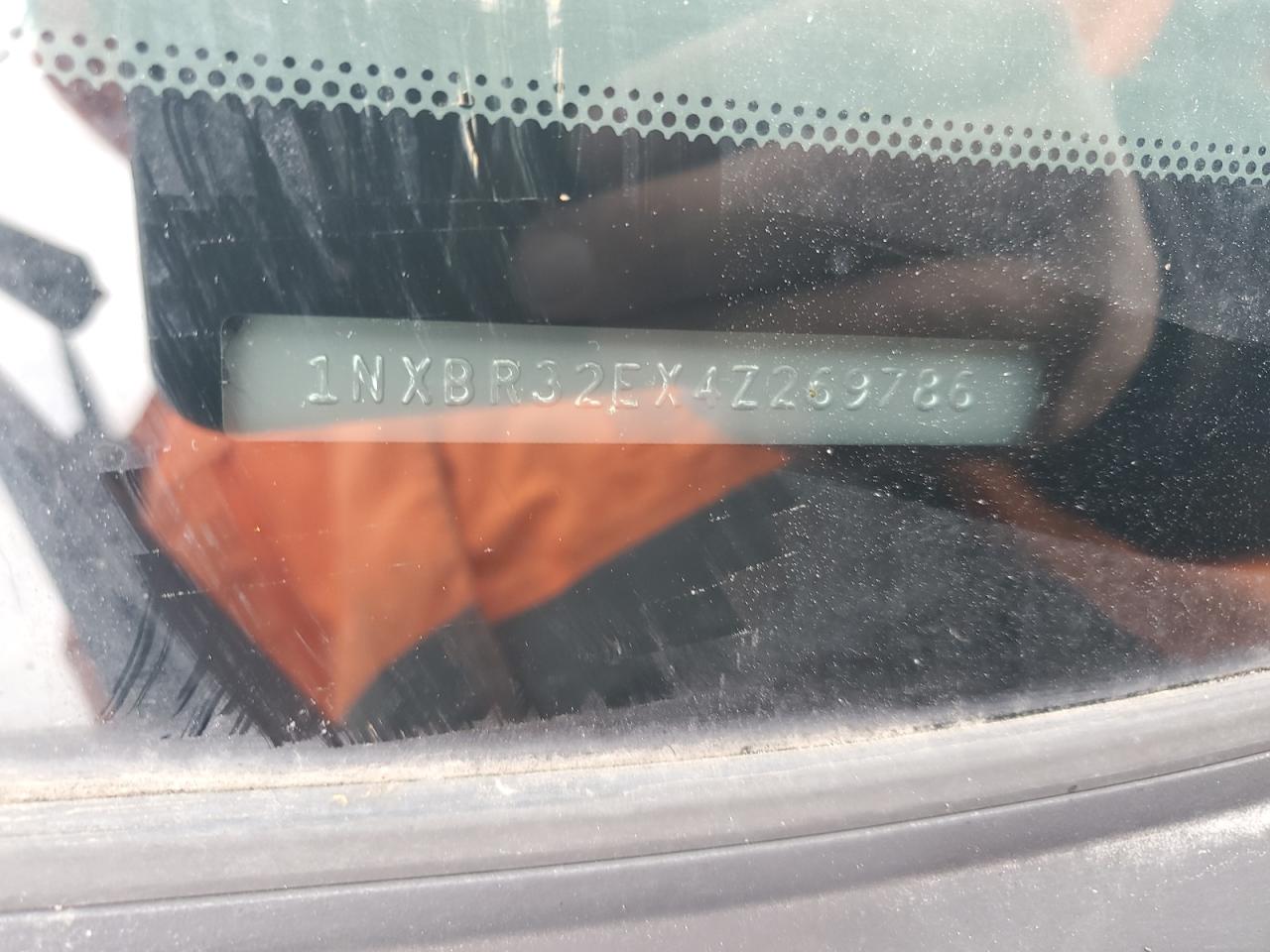 2004 Toyota Corolla - Image 15