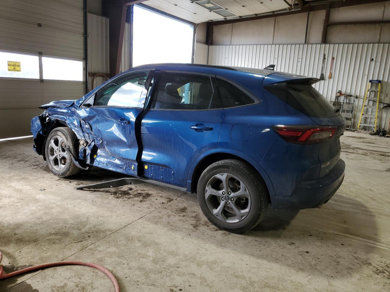 2023 Ford Escape - Image 2