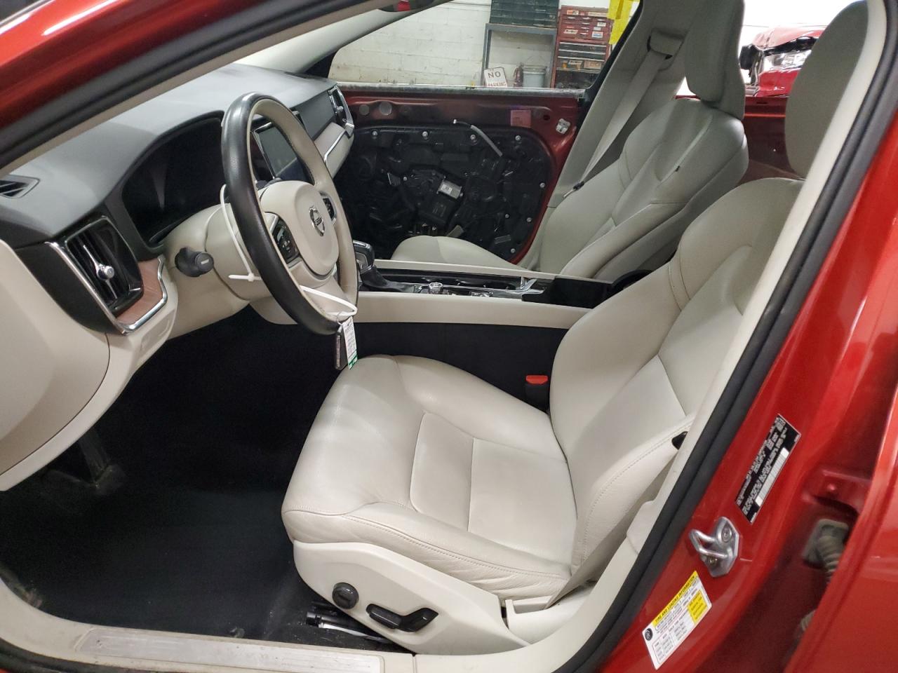2019 Volvo S60 - Image 7