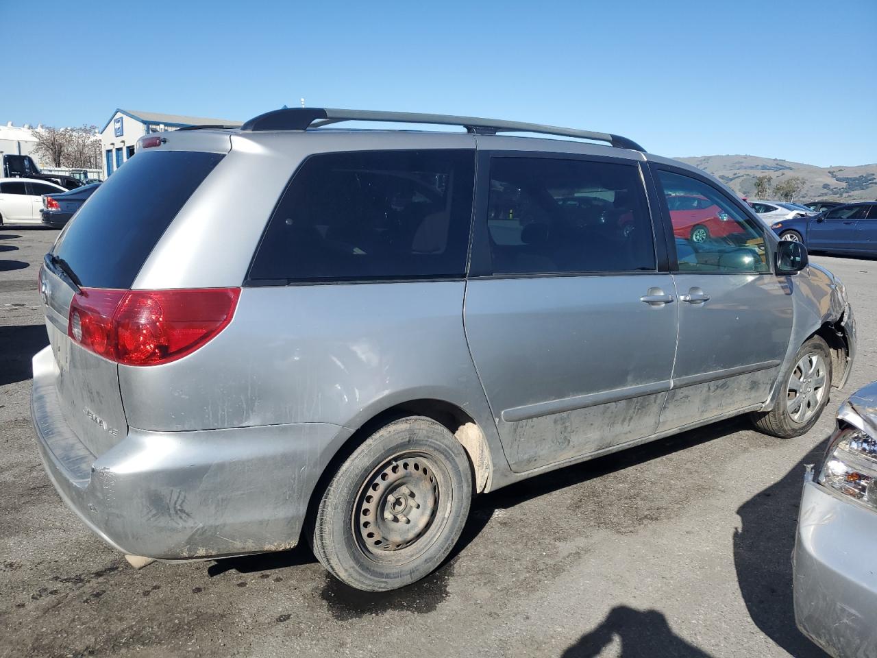 2006 Toyota Sienna - Image 3
