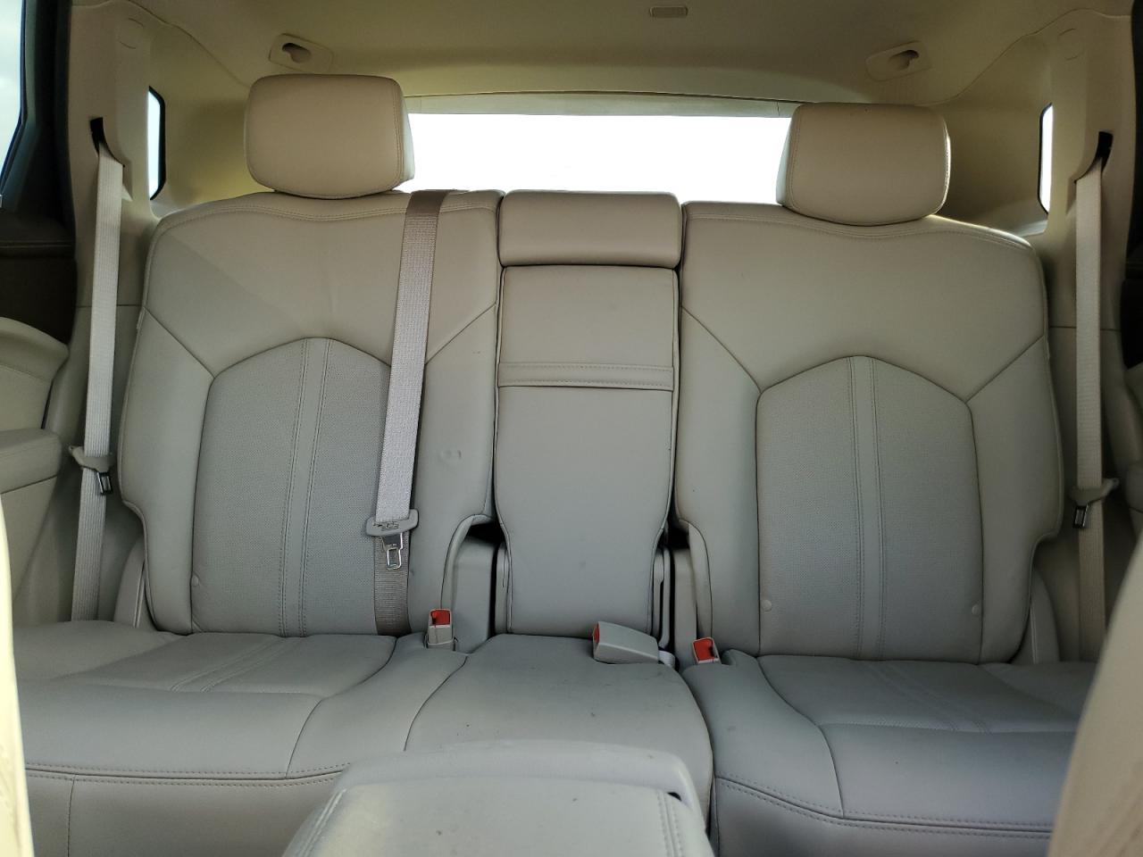 2015 Cadillac SRX - Image 10