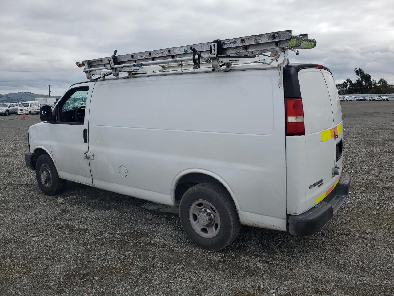 2014 Chevrolet Express - Image 2