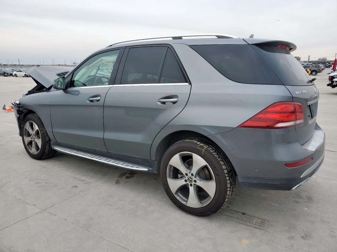 2017 Mercedes-Benz GLE - Image 2
