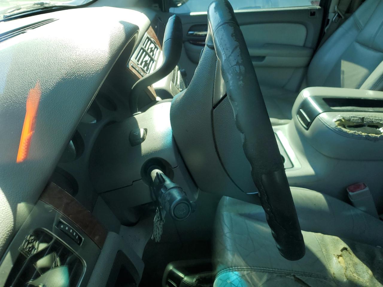 2007 GMC Yukon - Image 9