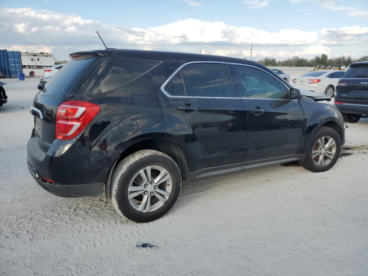 2016 Chevrolet Equinox - Image 3