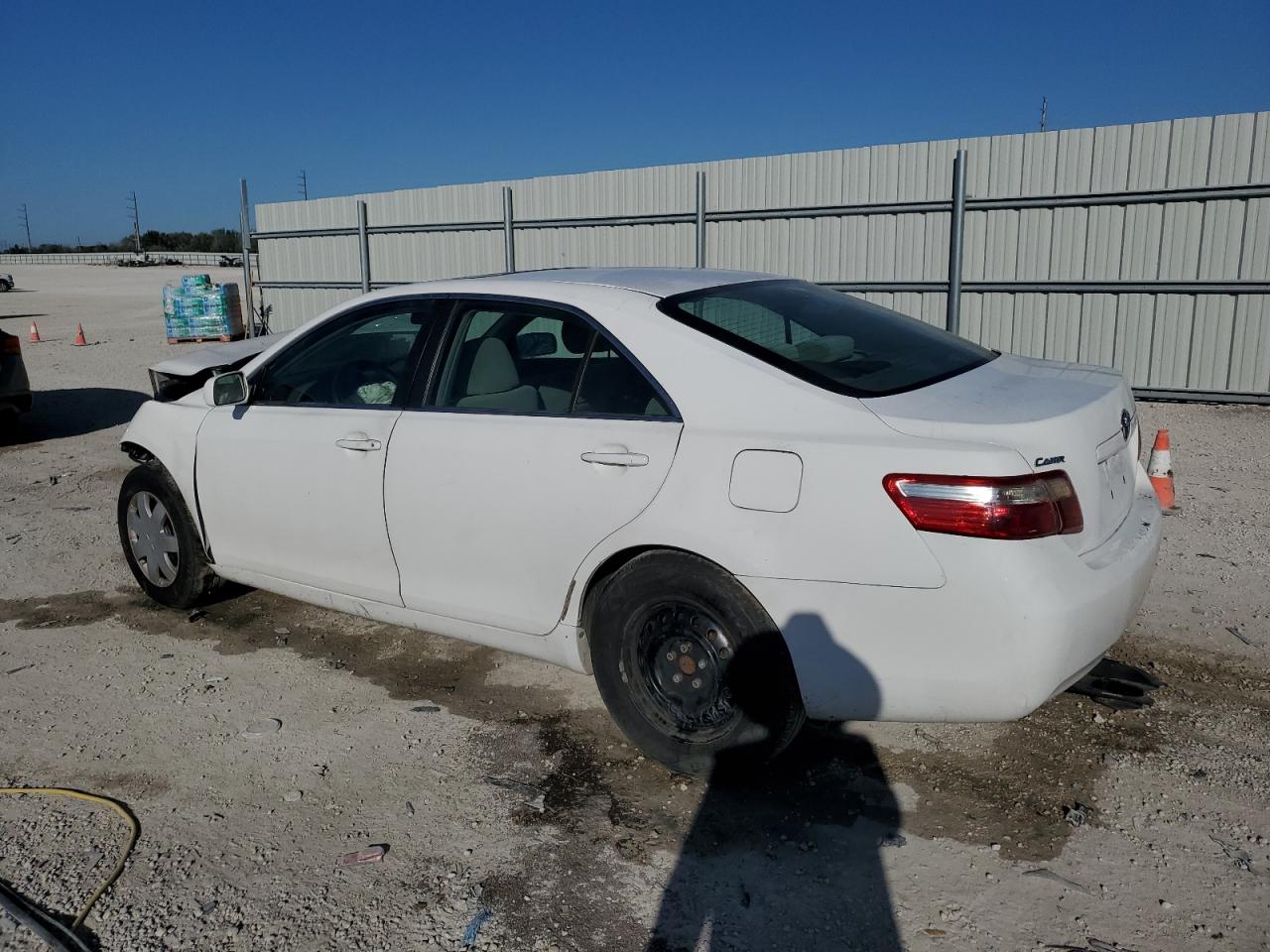 2009 Toyota Camry - Image 2
