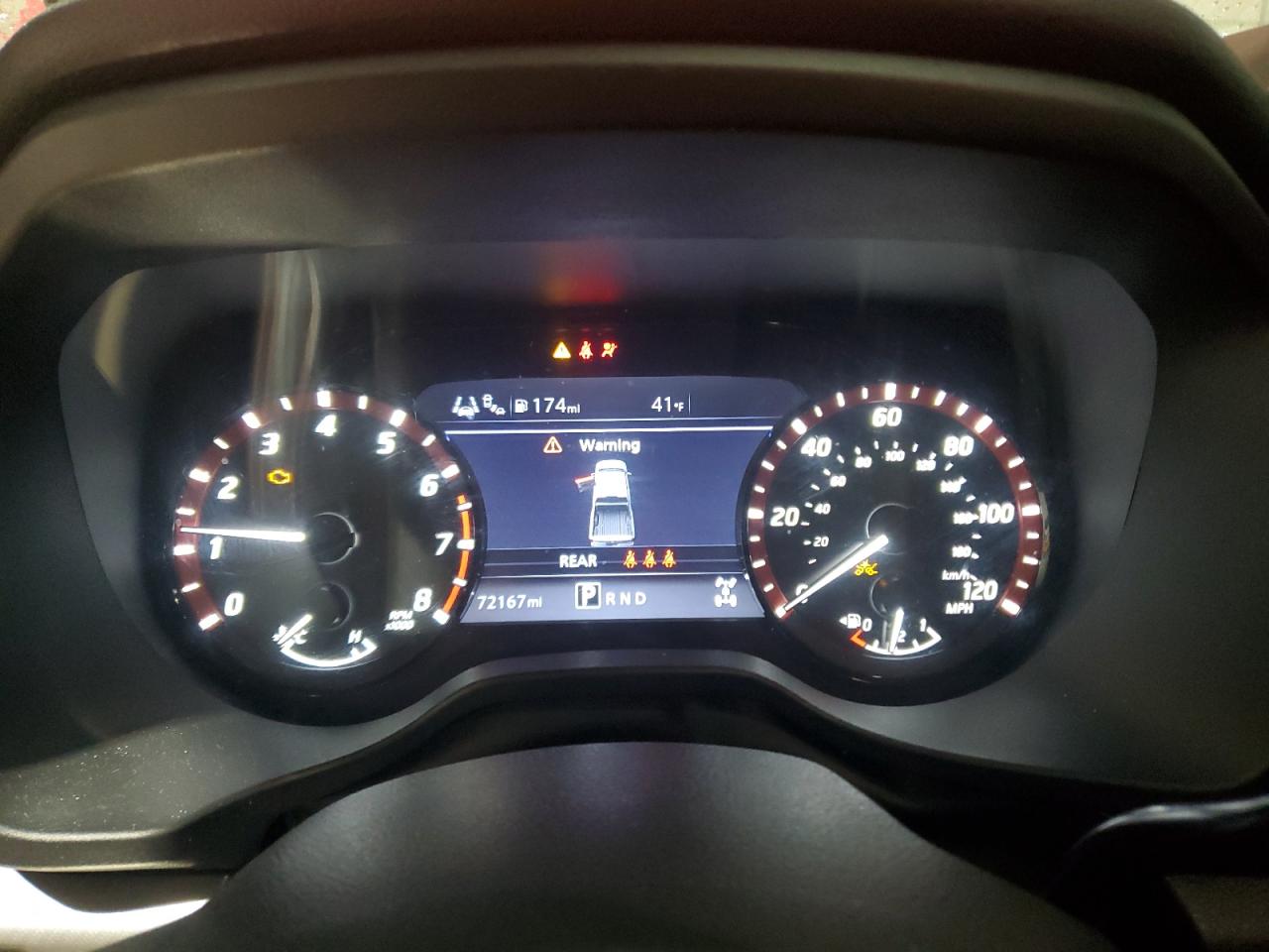 2021 Nissan Titan - Image 9