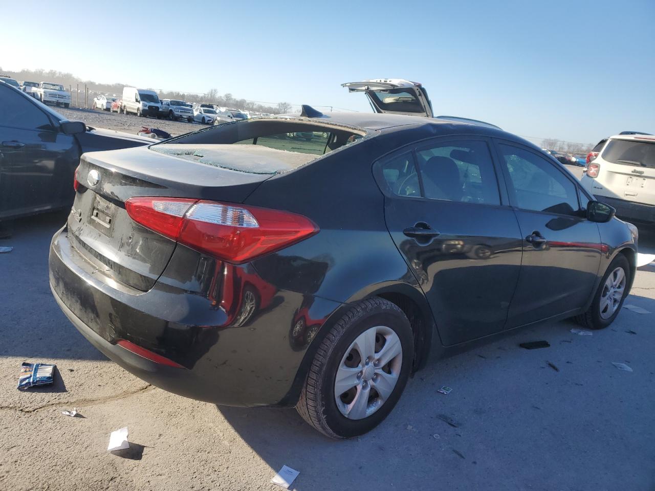 2015 Kia Forte - Image 3