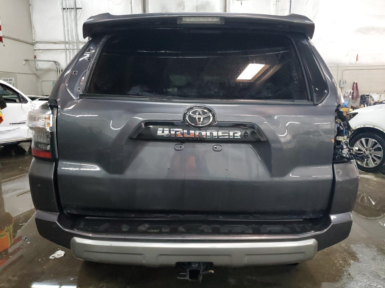 2022 Toyota 4Runner Sr5/Sr5 Premium VIN: JTEPU5JR3N6008221 Lot: 43739085
