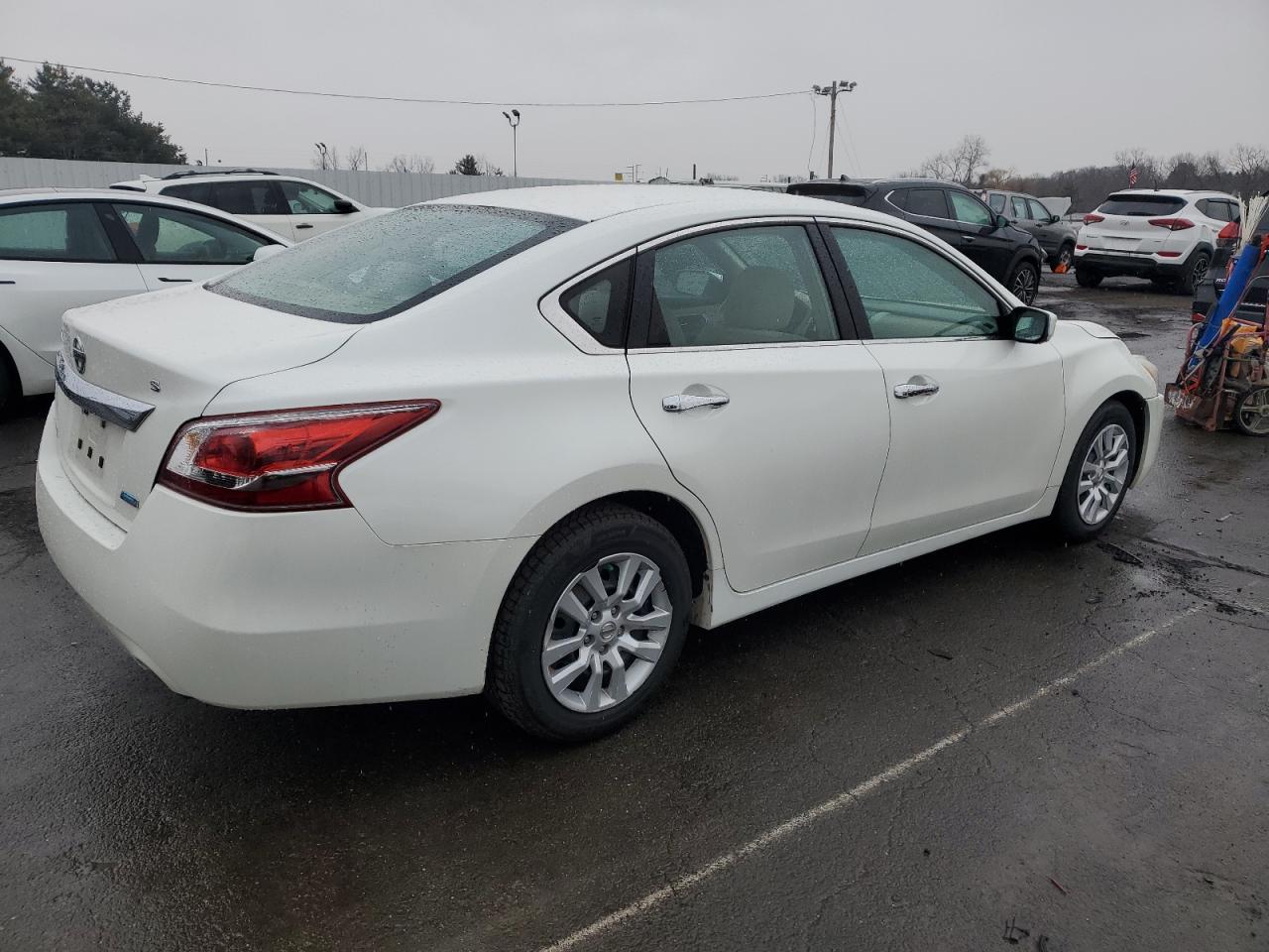 2013 Nissan Altima - Image 3