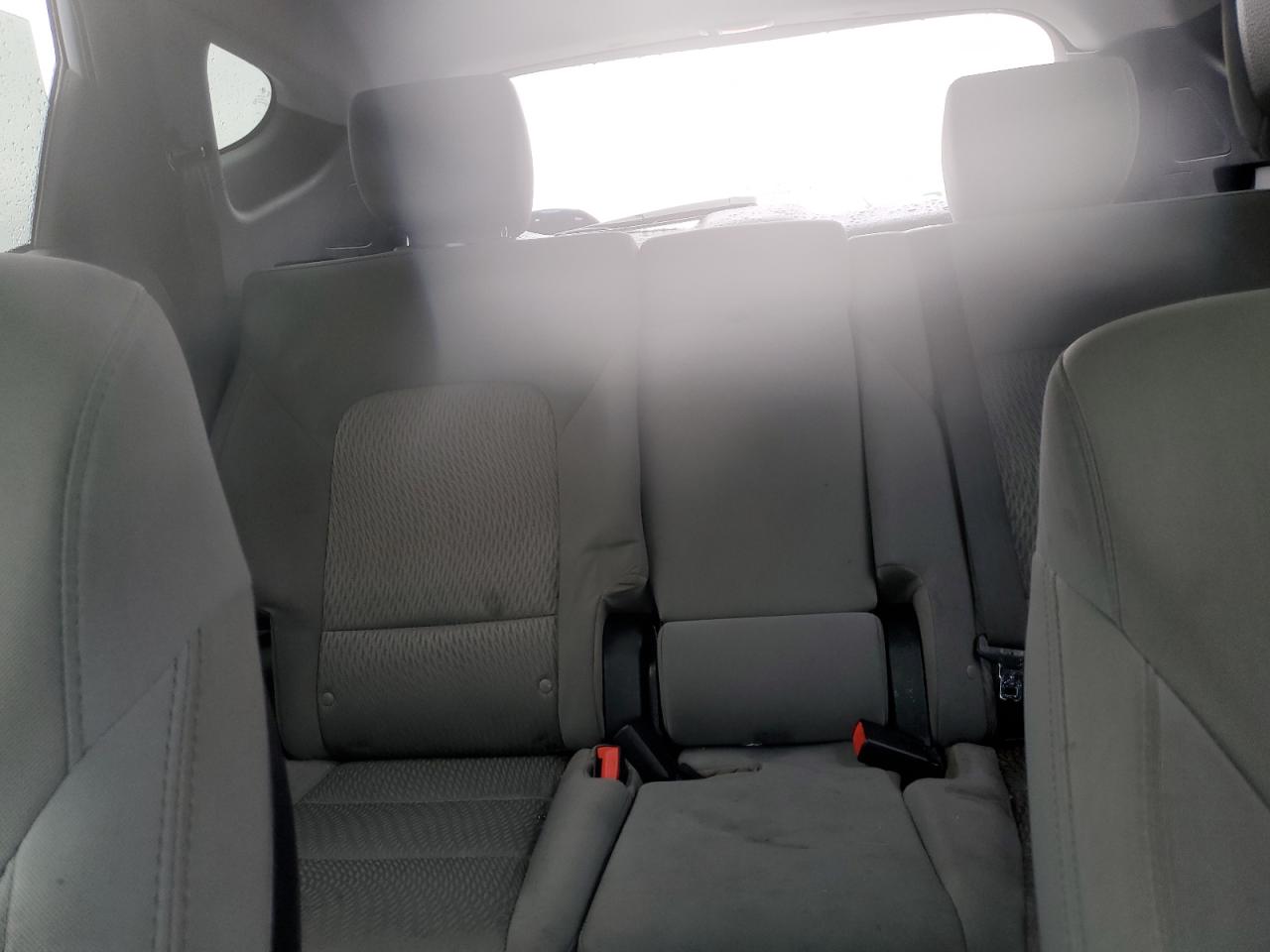 2018 Hyundai Santa Fe - Image 10