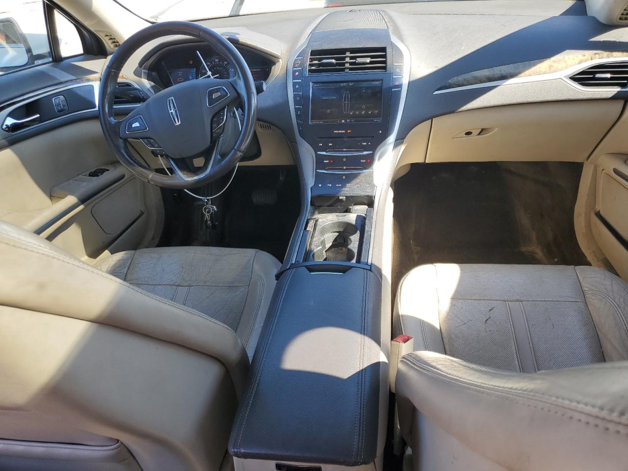2016 Lincoln MKZ - Image 8