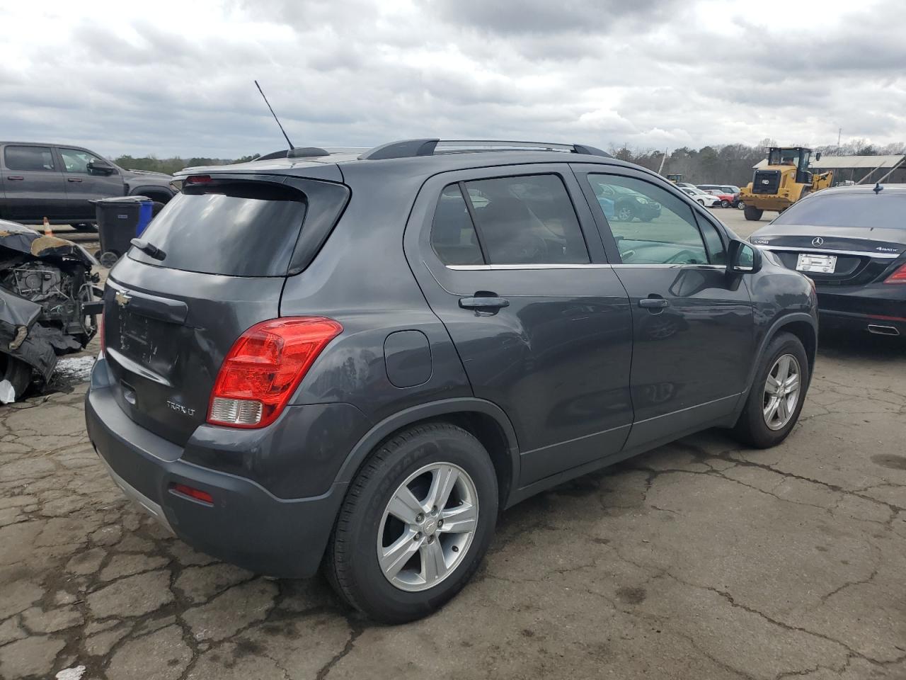 2016 Chevrolet Trax - Image 3