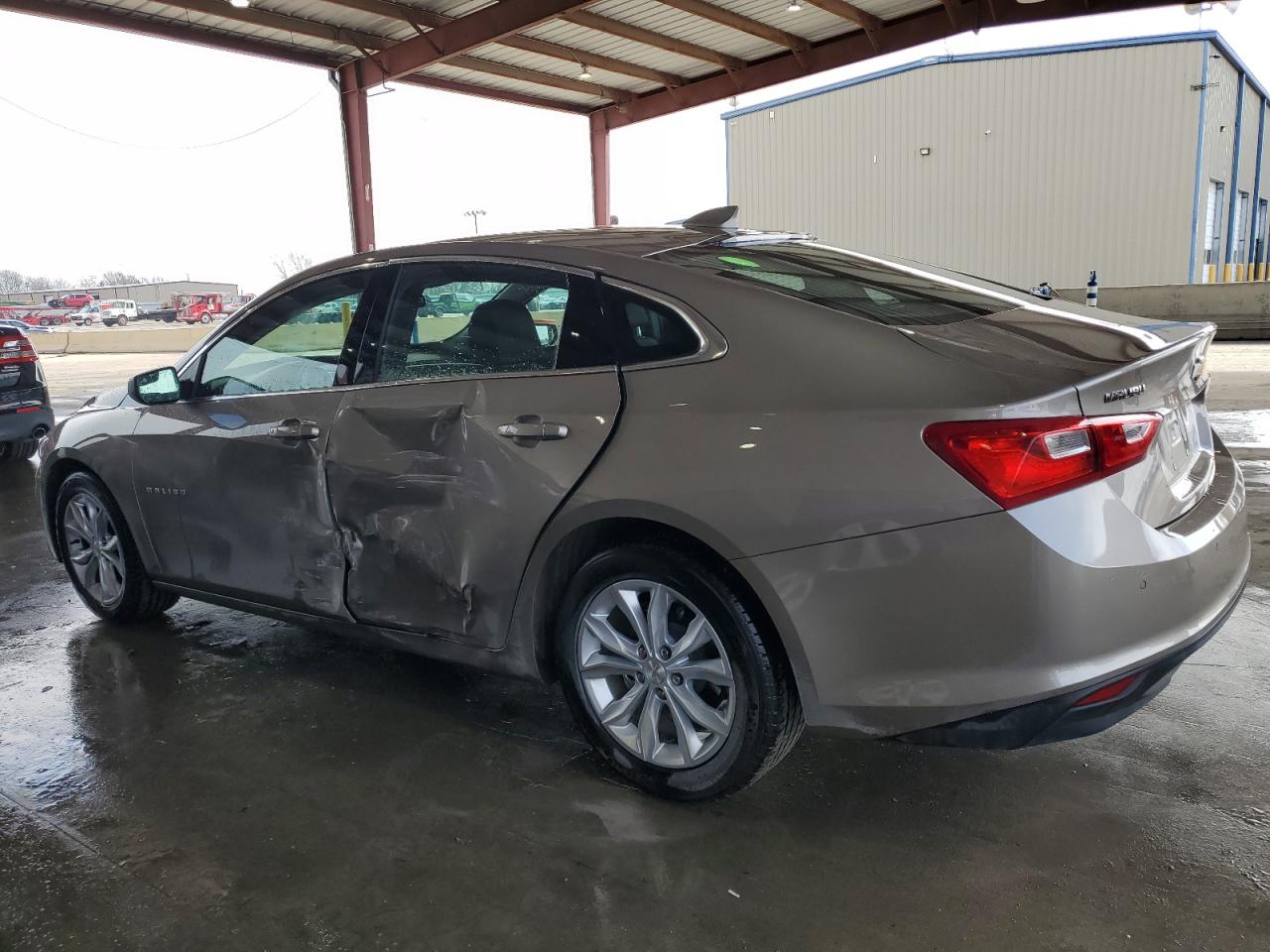 2023 Chevrolet Malibu - Image 2