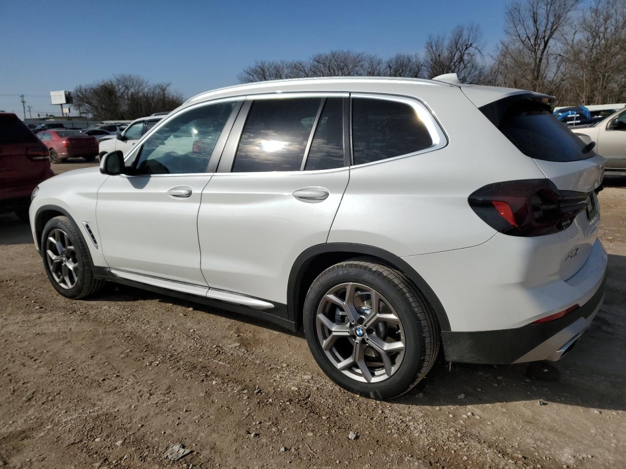 2022 BMW X3 - Image 2