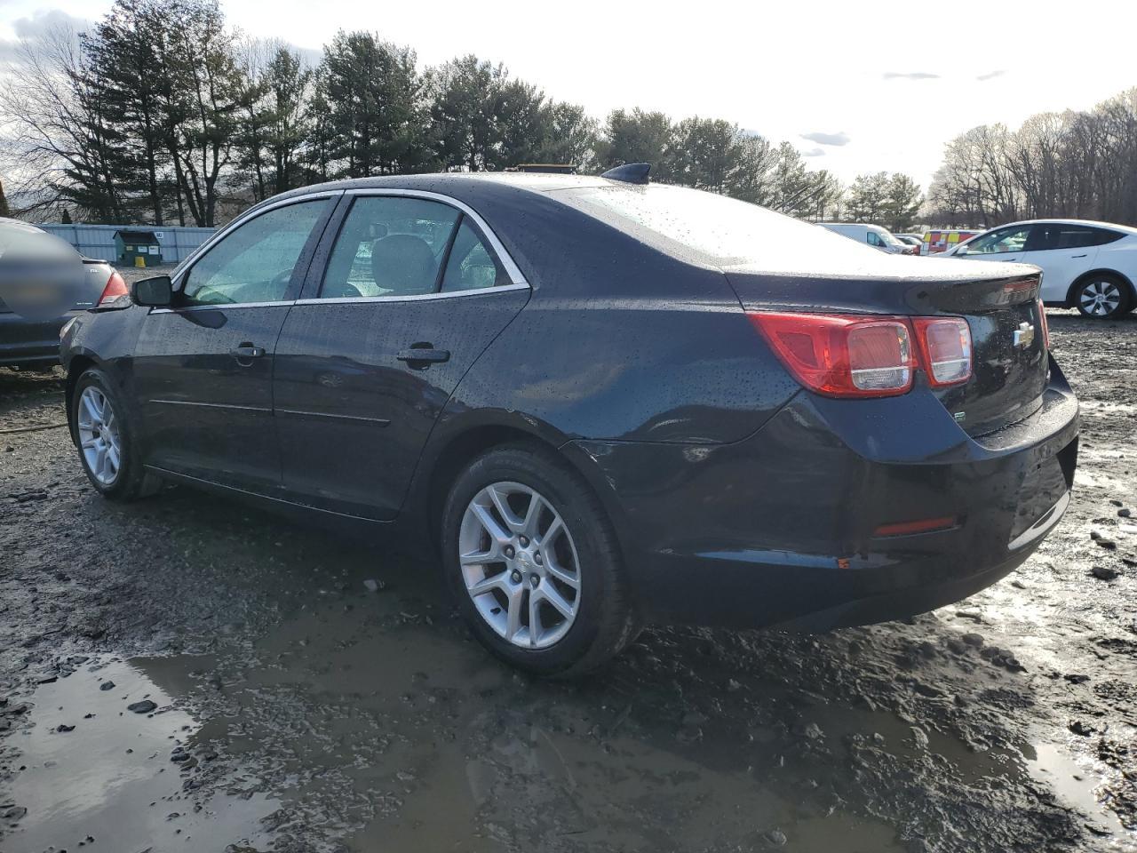 2015 Chevrolet Malibu - Image 2
