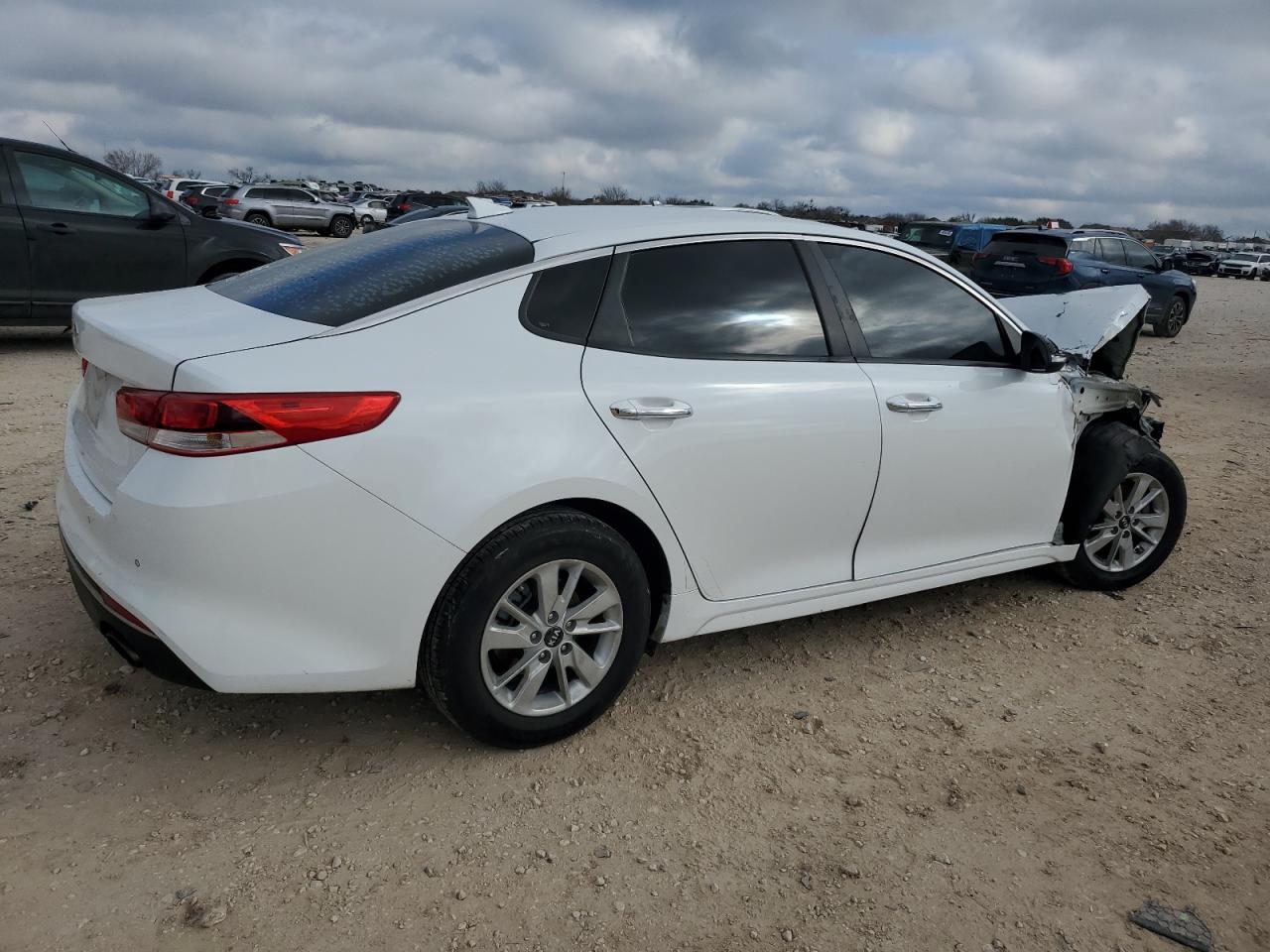 2018 Kia Optima - Image 3