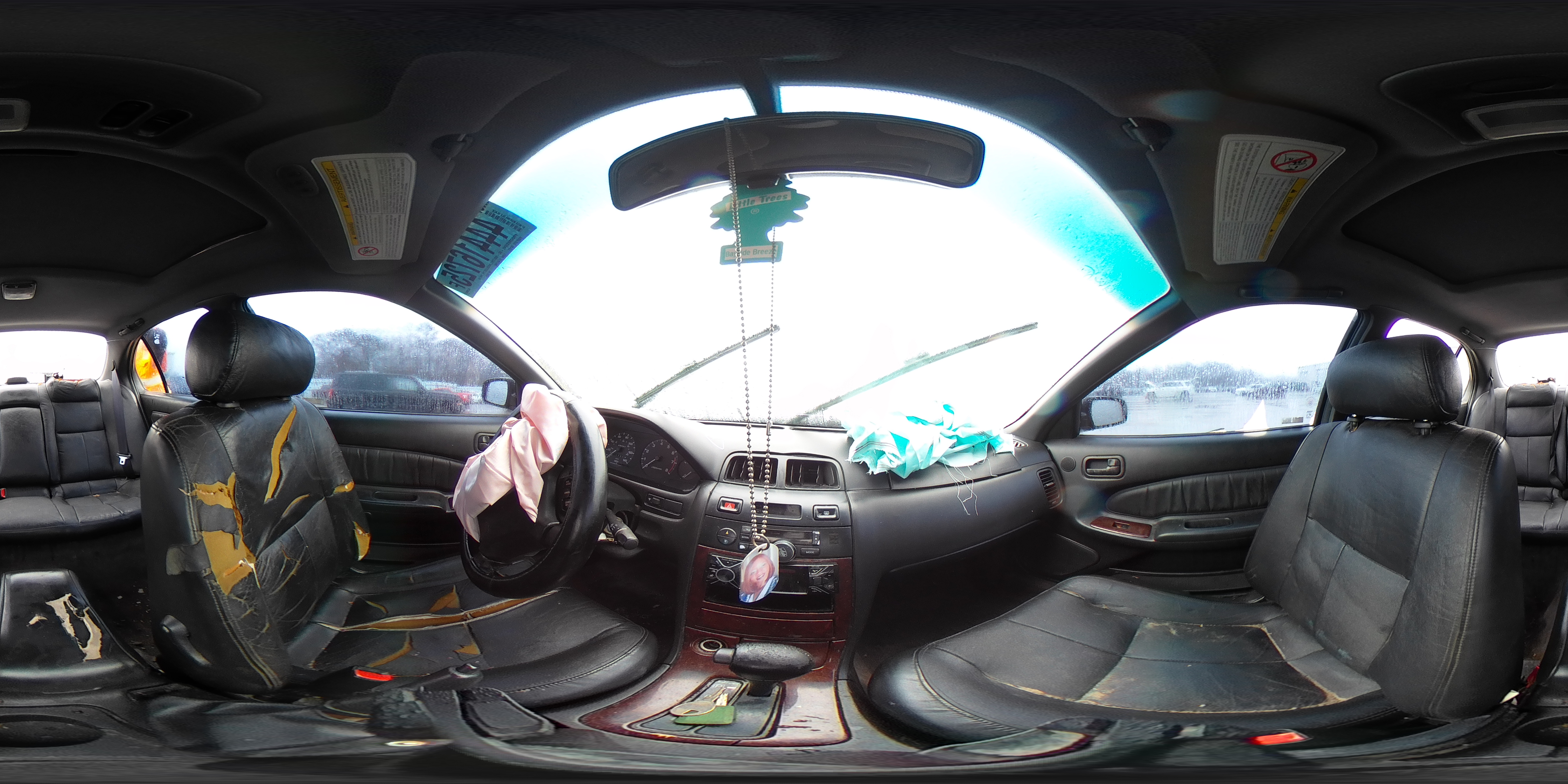 1997 Nissan Maxima - Image 13